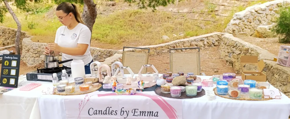 velas artesanales hechas con cera de soja y aromas naturales